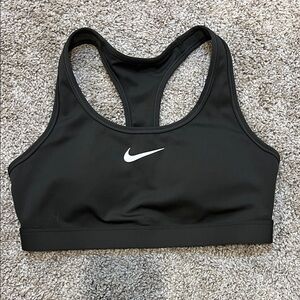 Nike Swoosh Sports Bra